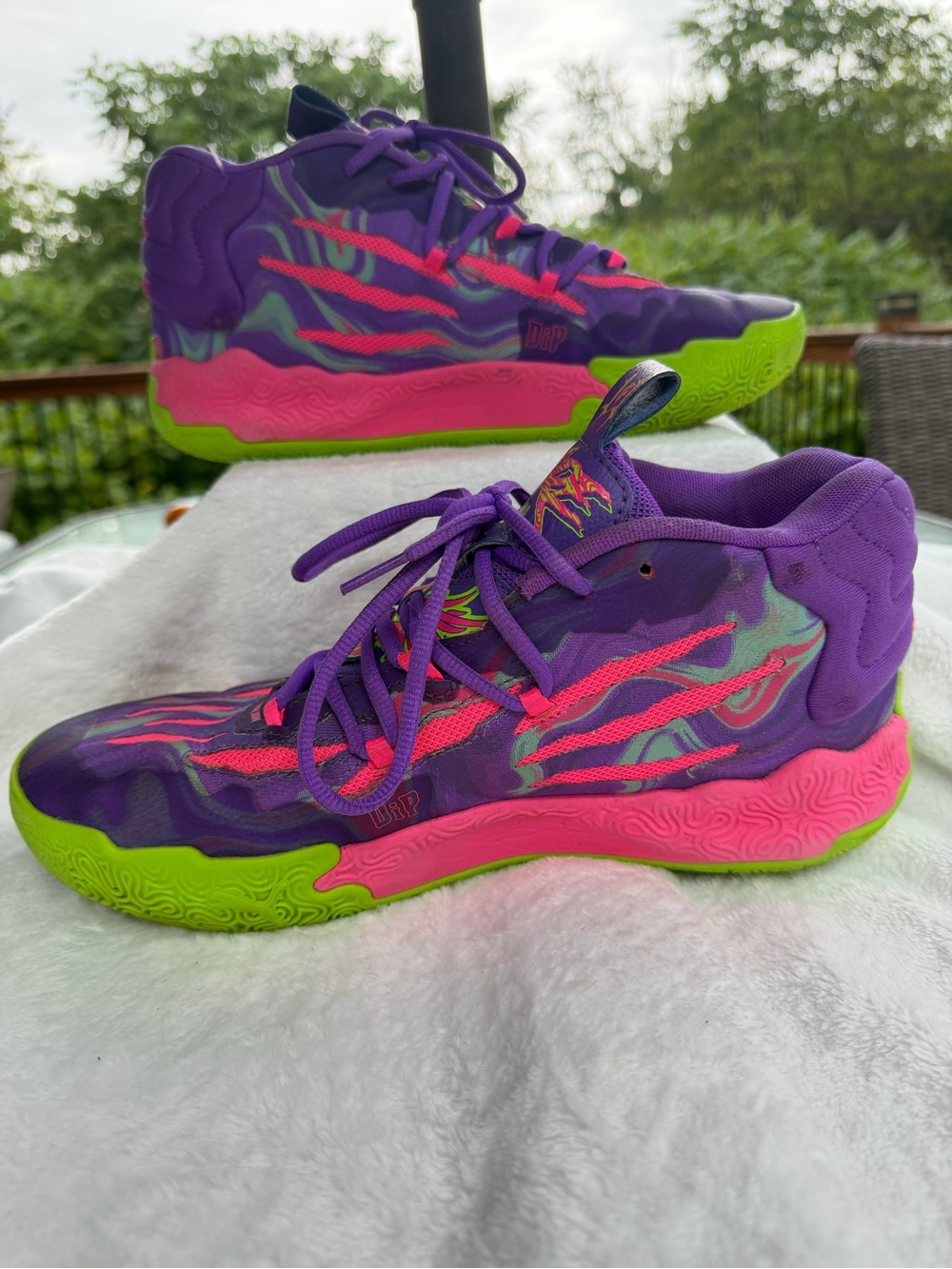 Puma MB.03 Toxic LaMelo Ball Purple Green 378916-01 Men’s Size 10 Basketball